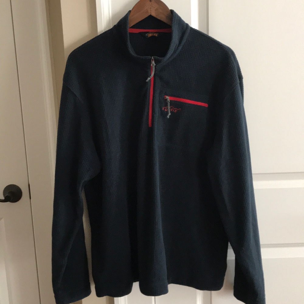 Men’s size Large Orvis zip pullover top